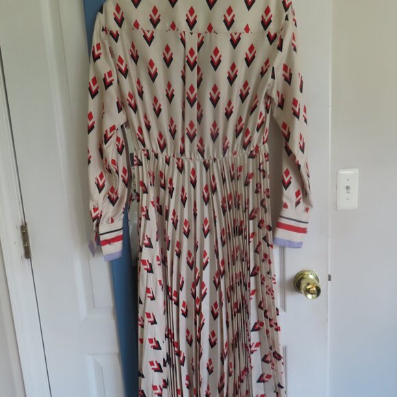 Valentino Garavani Bow Pleated Silk Twill Midi Dress - Picture 6 of 9